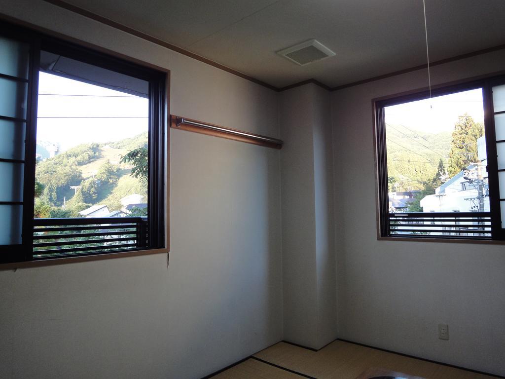 Hakuba Glad Inn Ebisuya المظهر الخارجي الصورة